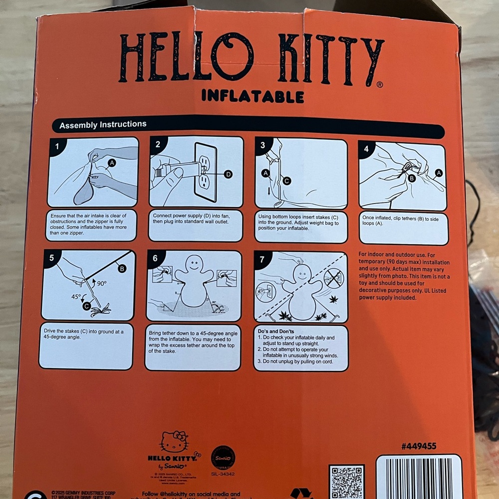 Hello Kitty Halloween Inflatable - Picture 4 of 5